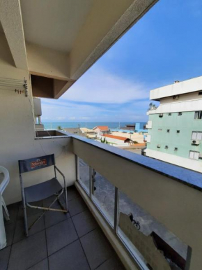 Apartamento com vista ao mar, 3 dormitorios.